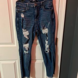 Hollister Ripped Mom Jeans